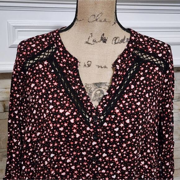 Torrid Emma Babydoll Rayon Slub Lace Trim hearts and stars Tunic Top plus size 2 - Picture 3 of 12